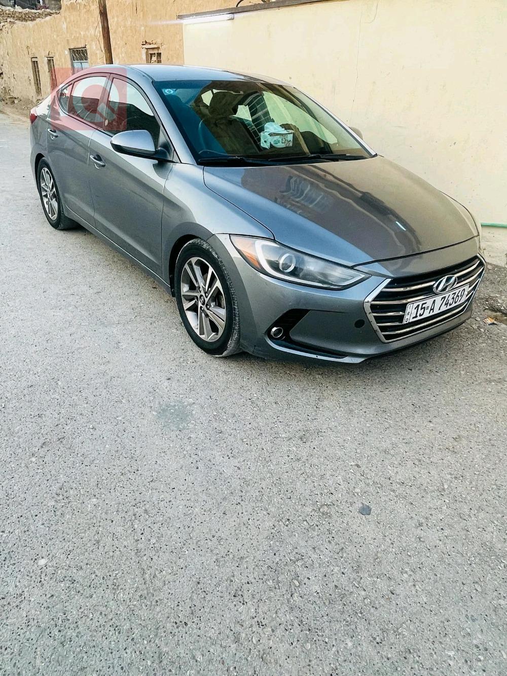 هیوندای ئەلەنترا